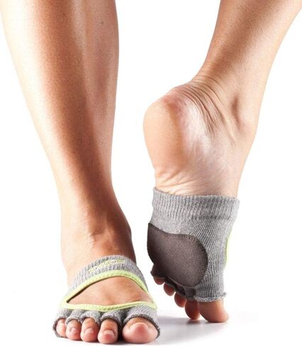 جوارب للرقص من toesox Yoga - قبضة غير قابلة للانزلاق تصل إلى نصف إصبع القدم للبيلاتيس، باري in Kuwait