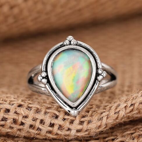 1pc Vintage Gemstones Ring for Women Ideal for Parties and Dates Versatile Trendy Birthday Gifts in Saudi Arabia
