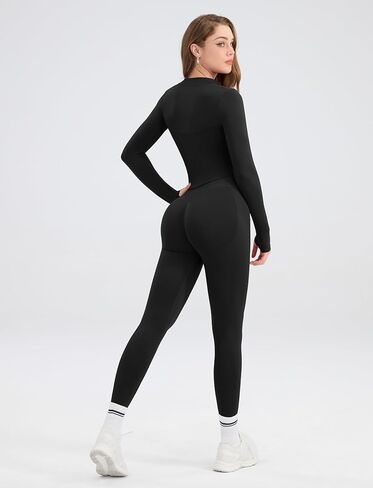 طقم تمرين مكون من قطعتين للنساء مع سترة بسحاب متطابقة مع سراويل ضيقة عالية الخصر للنساء في صالة الألعاب الرياضية in Kuwait