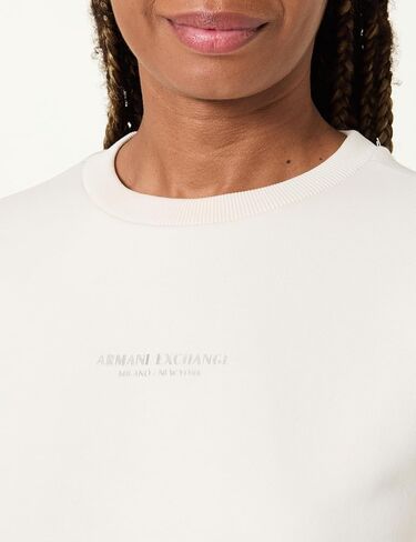شعار Armani Exchange النسائي على الصدر ذو رقبة دائرية in Saudi Arabia