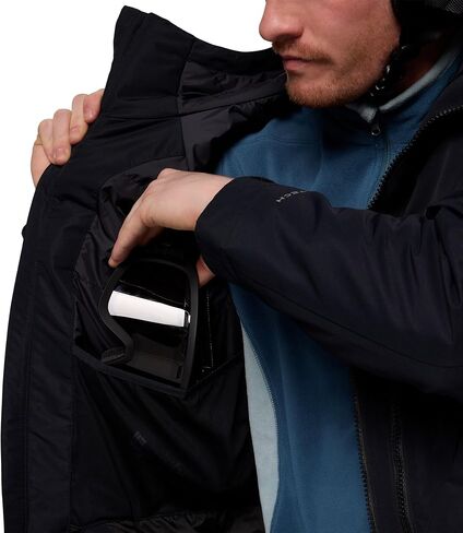 Columbia mens Coreshot Jacket in Saudi Arabia