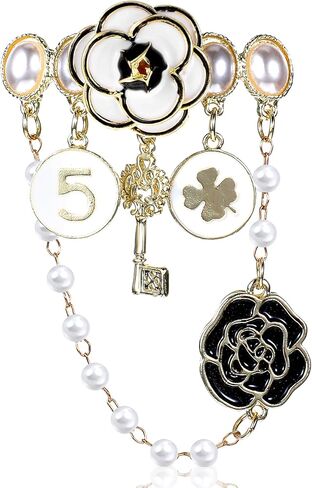 Imitation Pearl Dangle Chain Brooch Vintage Lapel Pins and Brooches for Women Four Leaf Clover Brooch in Saudi Arabia