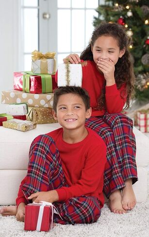 بيجامة عيد الميلاد من PajamaGram للعائلة، رجالي LG أحمر in Kuwait