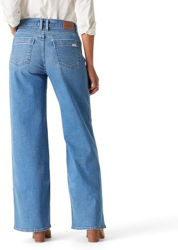 بنطلون جينز نسائي من Levi Strauss Signature Gold بحزام واسع الساق من قماش الدنيم المطاطي متوسط ​​الارتفاع (متوفر أيضًا بمقاس إضافي) in Saudi Arabia