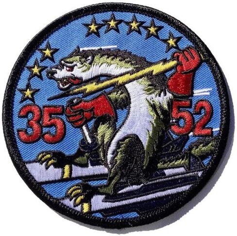 52 TFW 35 TFW جناح المقاتل التكتيكي Wild Weasel Patch - دعم بلاستيكي in Kuwait