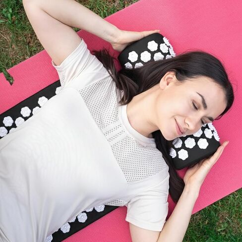 طقم بساط ووسادة للضغط الإبري مع حقيبة حمل، بساط من القطن والكتان مع مسامير HIPS للراحة والعافية in Saudi Arabia