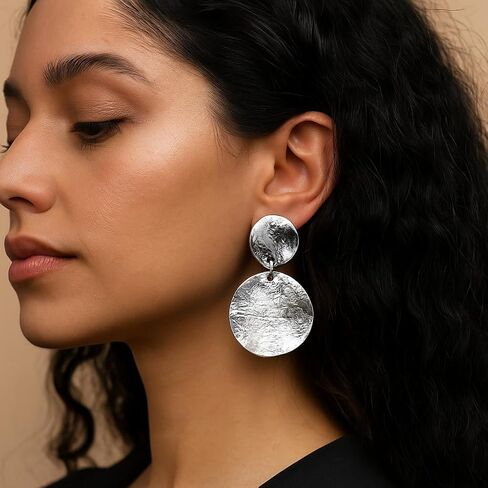 Round Geometry Clip On Earrings for Women, Matte Gold Silver Retro Disc Dangle Drop Clip Earrings Non Pierced Clips Stetement Jewelry Gifts in Kuwait