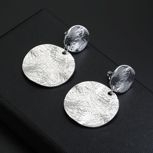 Round Geometry Clip On Earrings for Women, Matte Gold Silver Retro Disc Dangle Drop Clip Earrings Non Pierced Clips Stetement Jewelry Gifts in Kuwait