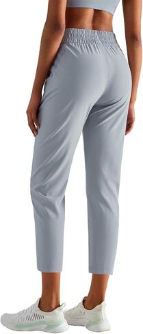 Women's Cargo Capris Pants Lightweight Quick Dry Hiking Pants Outdoor Athletic Workout Lounge Work Casual Trousers in Kuwait