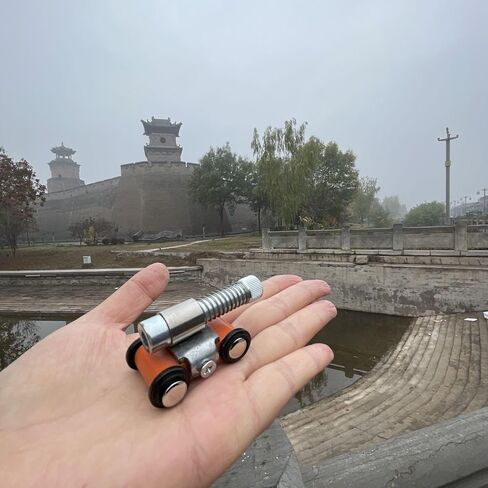 Mini Metal Cannon Model Desktop Ornament – Firecracker Launch Recoil Car for Collection, Decoration Gift & Festive Display (Blue) in Saudi Arabia