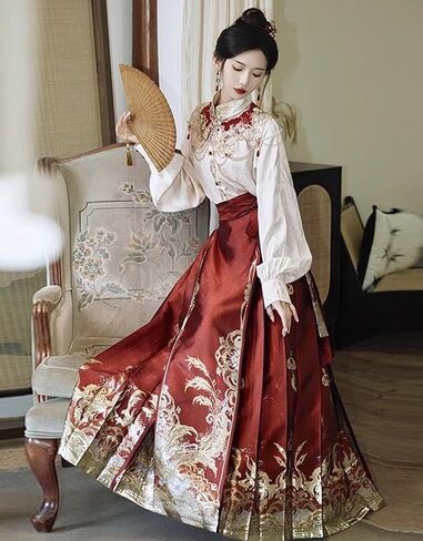 Women's Horse Face Skirt Pleated Tie Up A-Line Long Printing Skirt Costume Ming Dynasty Chinese Traditional Hanfu in Saudi Arabia