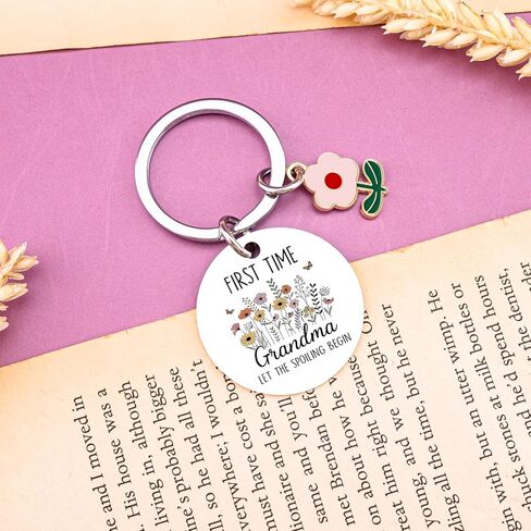New Grandma Gifts First Time 2026 Promoted to Grandma 2026 keychain Gifts from Grandkids Christmas Mothers Day Present Ideas in Saudi Arabia