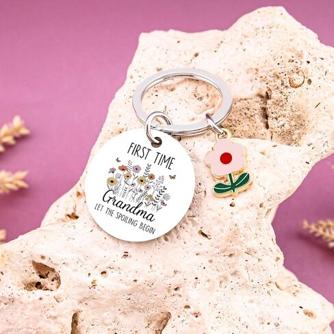 New Grandma Gifts First Time 2026 Promoted to Grandma 2026 keychain Gifts from Grandkids Christmas Mothers Day Present Ideas in Saudi Arabia