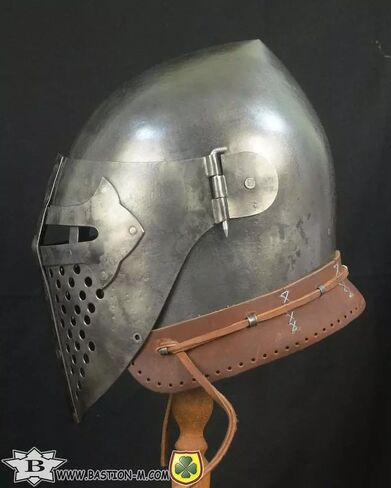 Generic Bascinet Knight Buhurt خوذة مع قناع قابل للتعديل وحزام جلدي مريح خوذة العصور الوسطى درع معركة هدية للحفلات التنكرية وLARP أسود، قياسي in Kuwait