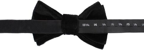 Trafalgar Men's Poirot Velvet Solid Colored Bow Tie in Saudi Arabia
