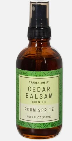 Trader Joe's Cedar Balsam المعطرة Room Spritz، رذاذ عطر منزلي طبيعي، 4 أونصة سائلة، رذاذ علاجي عطري موسمي للعطلات in Kuwait