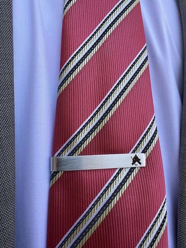 Ice Hockey Goalie Tie Bar – Handmade Hockey Player Tie Clip – Sports Lover Gift for Men – Engraved Goalie Silhouette – Coach, Fan, or Team Gift – Silver Finish in Saudi Arabia