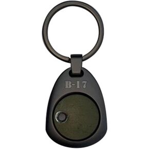 سلسلة مفاتيح/قلادة من الجلد الأسود من طراز بوينج B-17 من الحرب العالمية الثانية الأصلية in Kuwait