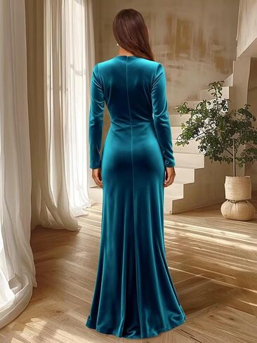 Velvet Pleated Bridesmaid Dresses Long Sleeve Wedding Guest Dress V Neck Formal Gowns with Slit in Saudi Arabia