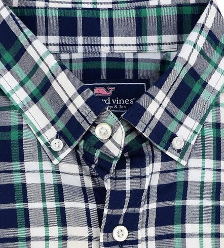 قميص Vineyard Vines رجالي بأكمام طويلة وأزرار سفلية على شكل حوت أكسفورد (مربعات غابة فلانيل/أخضر ميمنة in Saudi Arabia