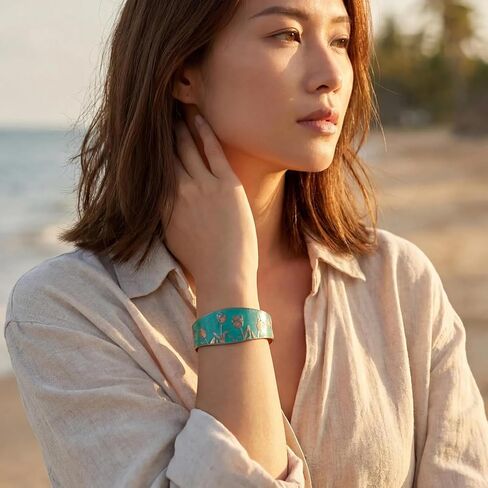 سوار الكفة المدبب من النحاس الصلب المصنوع يدويًا مع عزر الخزامى المحفور، الكفة النحاسية المدببة من زنجار ريفي in Kuwait