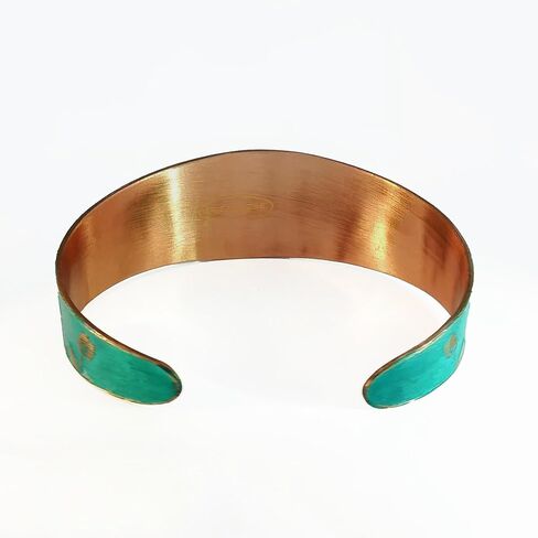 سوار الكفة المدبب من النحاس الصلب المصنوع يدويًا مع عزر الخزامى المحفور، الكفة النحاسية المدببة من زنجار ريفي in Kuwait