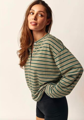 تي شيرت Almere قطني طويل الأكمام من Henley كبير الحجم، مخطط بأزرار سفلية، مناسب للصديق in Kuwait