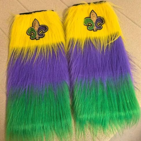 أغطية أحذية Mardi Gras Fuzzy Leg Warmers الملونة من الفرو الصناعي مع Fleur de Lis باللون الأرجواني والأخضر والذهبي لملابس المهرجانات in Kuwait
