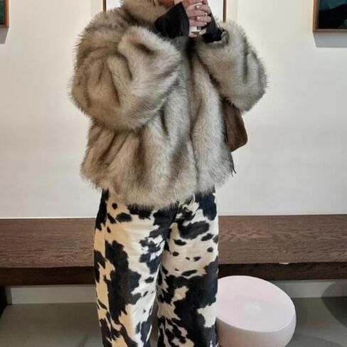 Cow Print Loose Wide Leg Jeans Unisex Y2K Vintage High Waisted Baggy Denim Pants with Retro Street Style in Saudi Arabia