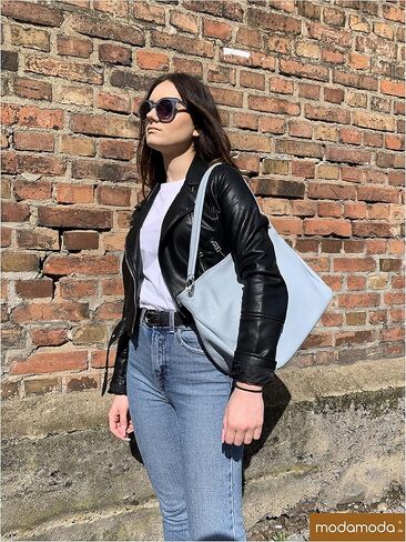 T154 - shoulder bag made of italy leather in Saudi Arabia