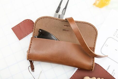 Buckleguy.com مجموعة أدوات جلدية لحقيبة النظارات DIY in Kuwait