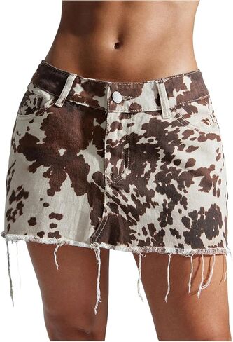 تنورة Floerns النسائية Y2k من الدنيم الصغيرة بطباعة البقرة وخصر منخفض وحاشية خام من الجينز الغربي in Saudi Arabia