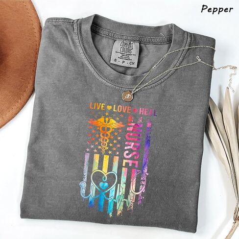 Heavyweight Garment-Dyed Nursing Shirts Vintage American Flag US Stethoscope Heartbeat Live Love Heal Nurses T-Shirt Nurse Gifts Tee for Women Nurse Life in Saudi Arabia
