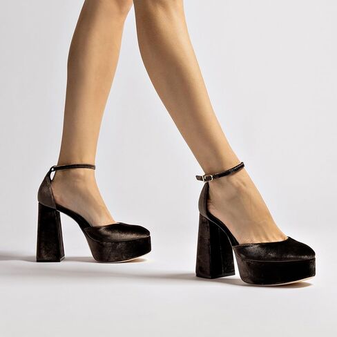 Larroudé Ari Pump In Expresso Velvet in Saudi Arabia