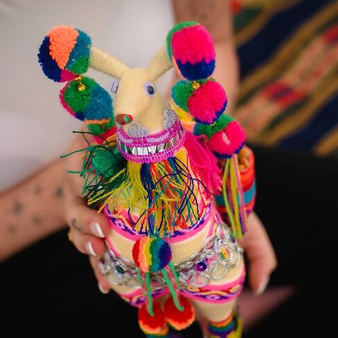 Colorful Andean Llama Ornament – Vibrant Peruvian Decorative Figurine with Traditional Pom-Pom – Festive Ethnic Home Décor Accent for Shelf, Table, or Hanging Display (9.8 | White) in Kuwait