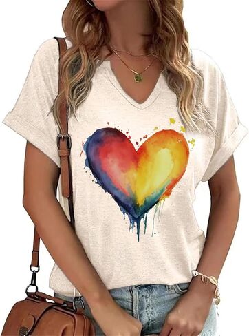قمصان عيد الحب برقبة على شكل حرف V للنساء، تي شيرت لطيف للمعلم في عيد الحب، تي شيرت كاجوال على شكل قلب الحب، هدية in Kuwait