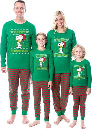 سترة INTIMO Peanuts Christmas Ugly Sweater ضيقة من القطن المتطابق مع مجموعة بيجامة عائلية in Kuwait