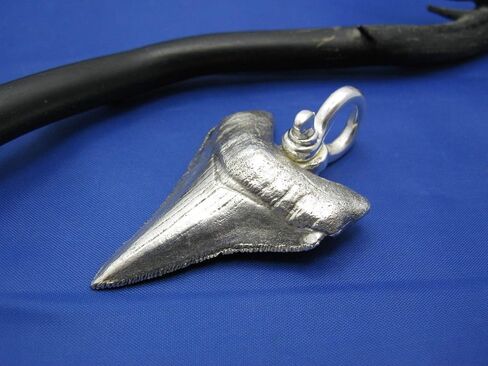 Extreme Unique Huge Big Giant Large Enormous Massive Monstrous Colossal Heavy Solid Custom Sterling Silver (Megalodon) Shark Tooth Pendant in Saudi Arabia