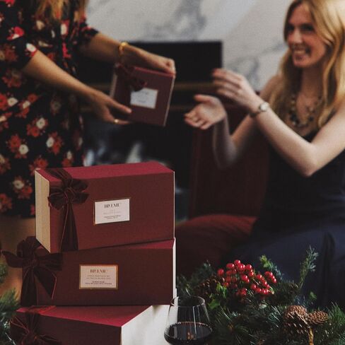 2025 Gold Holiday Votives، شمعة العافية القابلة لإعادة الملء، تحتوي على زيت عطري، مستدام، لمسة نهائية يدوية، مصبوبة يدويًا، ممتاز، سيراميك فاخر، فتيل قطن طبيعي، مزيج شمع الصويا in Kuwait