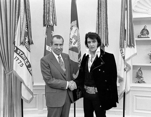 Goods Galore Richard Nixon Shakes Hands With Elvis Presley 8.5x11 Photo Print President with King of Rock and Roll in Saudi Arabia