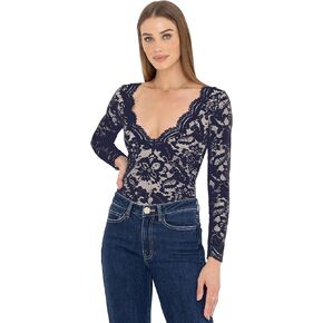 بدلة أليسيا دانتيل للسيدات من Generation Love in Kuwait