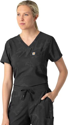 قميص Carhartt النسائي ذو الطباعة المثنية in Kuwait