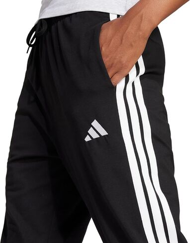 أديداس المرأة أساسيات 3-Stripes الركض in Kuwait