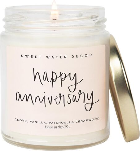 شمعة Sweet Water Decor in My Engaged Era Candle - هدايا الخطوبة وحفلات الزفاف لها - شمعة الصويا بوزن 9 أونصة في وعاء شفاف مع وقت احتراق يزيد عن 40 ساعة، صنع في الولايات المتحدة الأمريكية in Kuwait