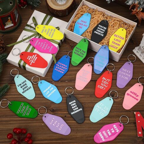 Tondiamo 20 Pcs Funny Motel Keychain Novelty Hotel Keychains Bulk Vintage Retro Fun Gift Plastic Acrylic Key Chains with Ring for Adults Women Men in Saudi Arabia