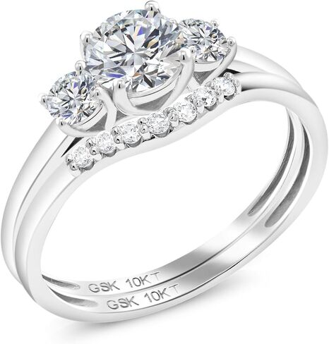 مجموعة خاتم الخطوبة والزفاف من الذهب الأبيض عيار 10 قيراط من Gem Stone King والألماس الأبيض من Lab Grown Diamond للنساء | 0.75 قيراط | لون سائل الدفاع | وضوح VVS-VS | جولة 5 مم و 3 مم | الحجم 5،6،7،8،9 in Kuwait