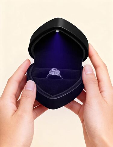 صندوق خاتم الخطوبة من هاتوري مع إضاءة LED، صندوق خاتم مخملي للمجوهرات على شكل قلب لخواتم الزفاف، والحفلات، والاقتراحات، وأعياد الميلاد السنوية in Kuwait