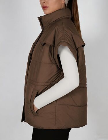 سترة منتفخة للنساء من Himosyber مع ياقة واقفة وأكمام قصيرة وسترات مبطنة لخريف وشتاء 2025 مع جيوب in Kuwait