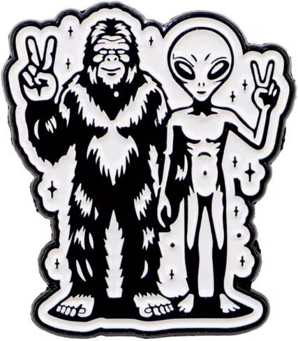 Bigfoot Sasquatch رجل الكهف Neanderthal UFO رمادي رمادي الغريبة اختطاف الفضاء المفاجئة صورة تشكل علامة السلام لطيف Kawaii 1.3 "المينا شارة بدبوس in Kuwait