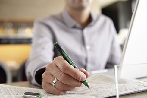 STABILO Bionic Bl@ck Pen, Medium, Blue, 0.5 mm (370140) in Saudi Arabia